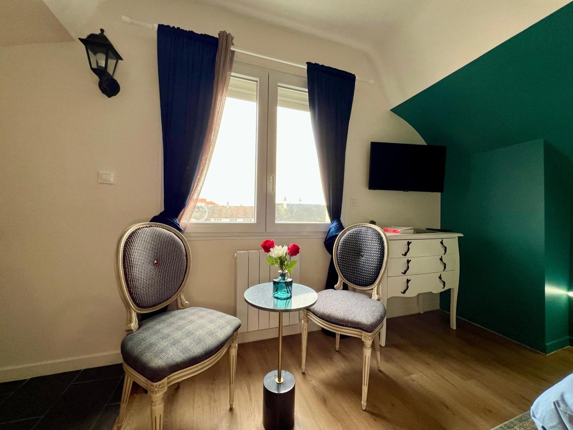 Studios Ideal Pro I Centre-Ville & Parking Gratuit Chatellerault Bagian luar foto