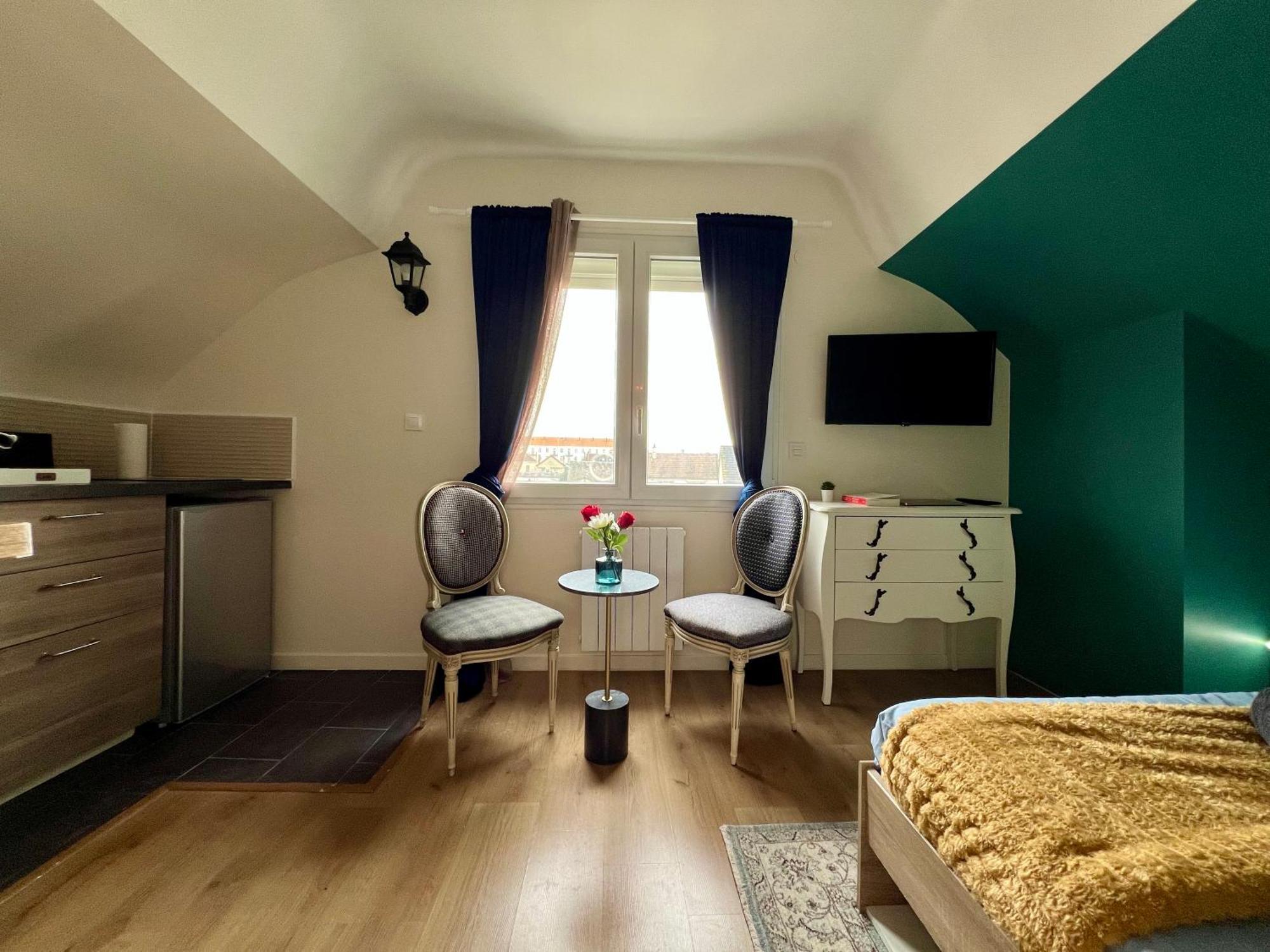 Studios Ideal Pro I Centre-Ville & Parking Gratuit Chatellerault Bagian luar foto