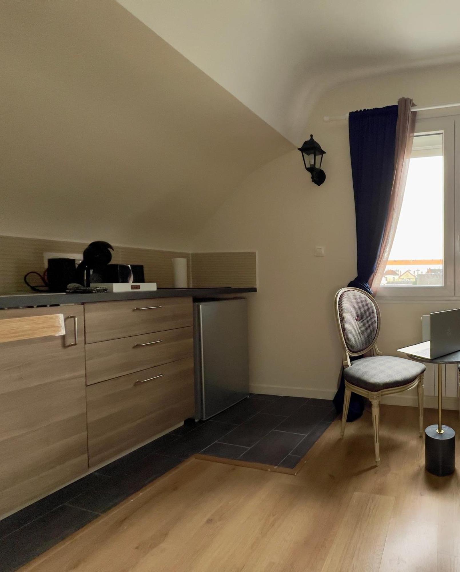 Studios Ideal Pro I Centre-Ville & Parking Gratuit Chatellerault Bagian luar foto