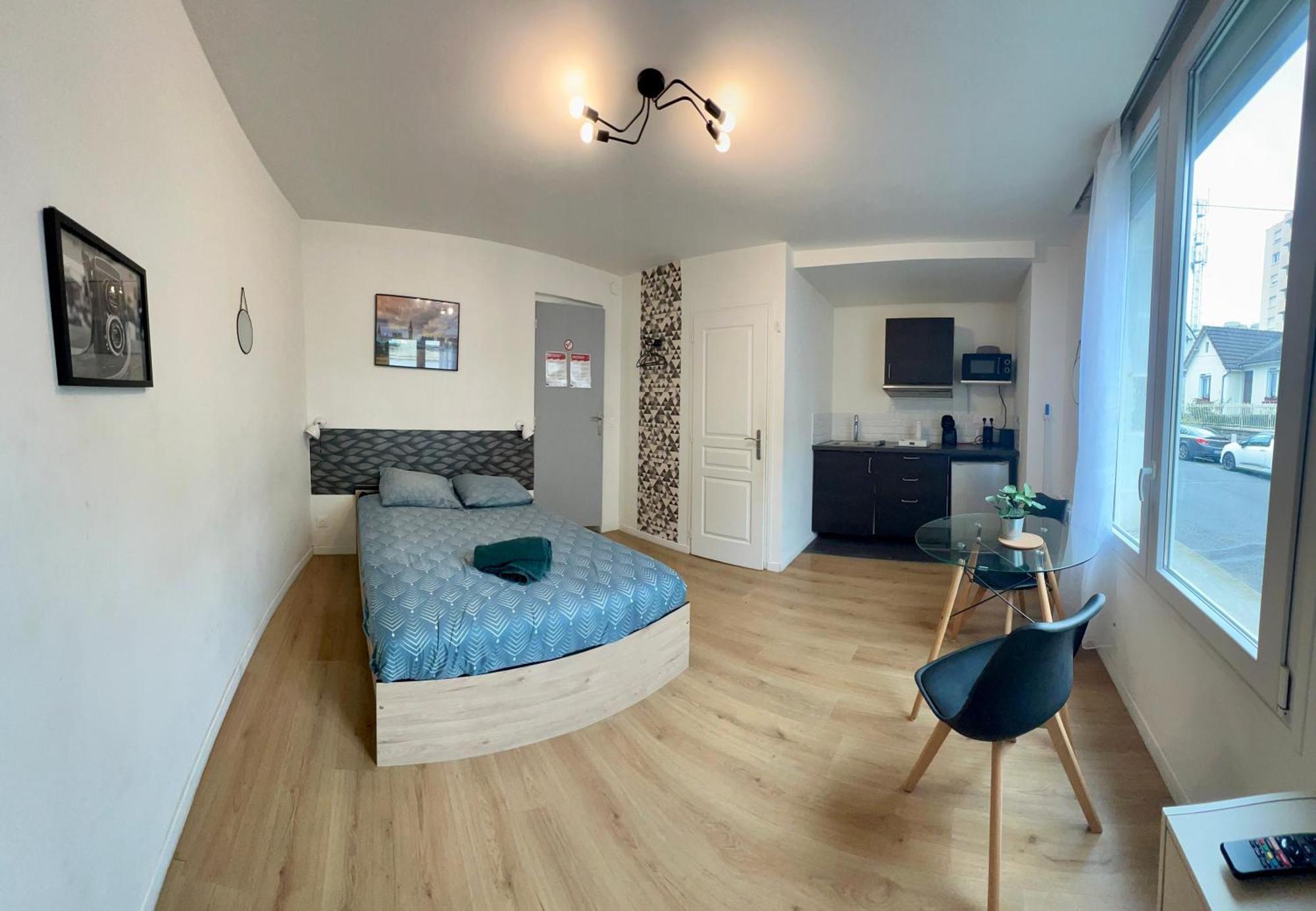 Studios Ideal Pro I Centre-Ville & Parking Gratuit Chatellerault Bagian luar foto